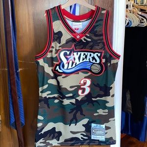 Mitchell & Ness Iverson Jersey (1997-98)